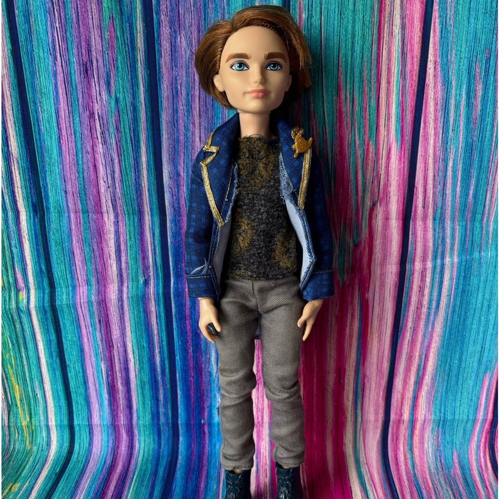 2013 Ever After Dexter Charming Prince Royals Rebels doll boy collectible kids